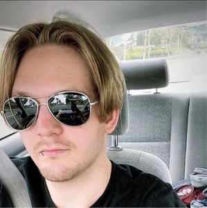 Meet your Posher, David